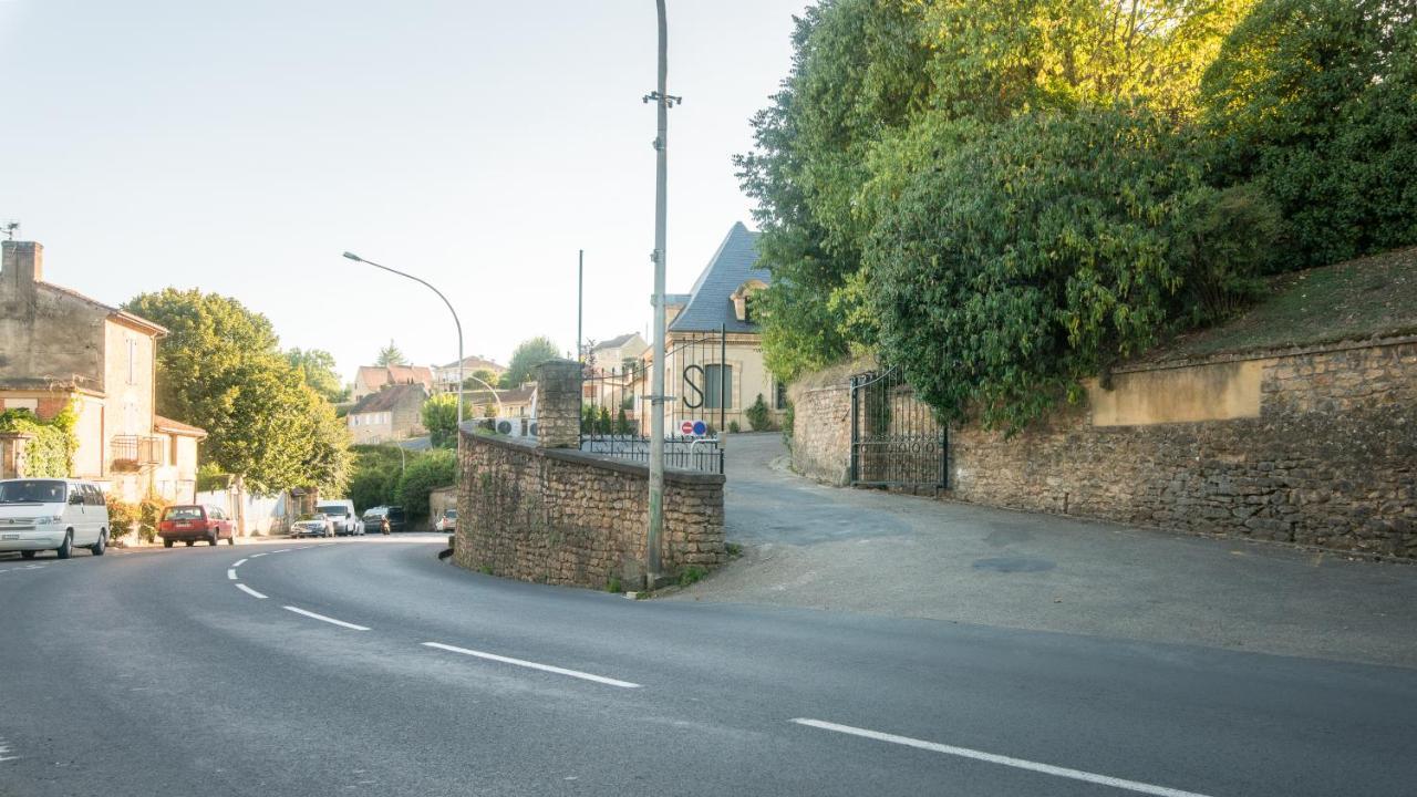 Cote Jardin Avec Jacuzzi Privatif Et Parking Prive Apartment Sarlat-la-Caneda Exterior photo